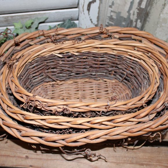 NEW Set of 3 Large Rustic French Country Farmhouse Willow Nesting Baskets - Picture 10 of 12